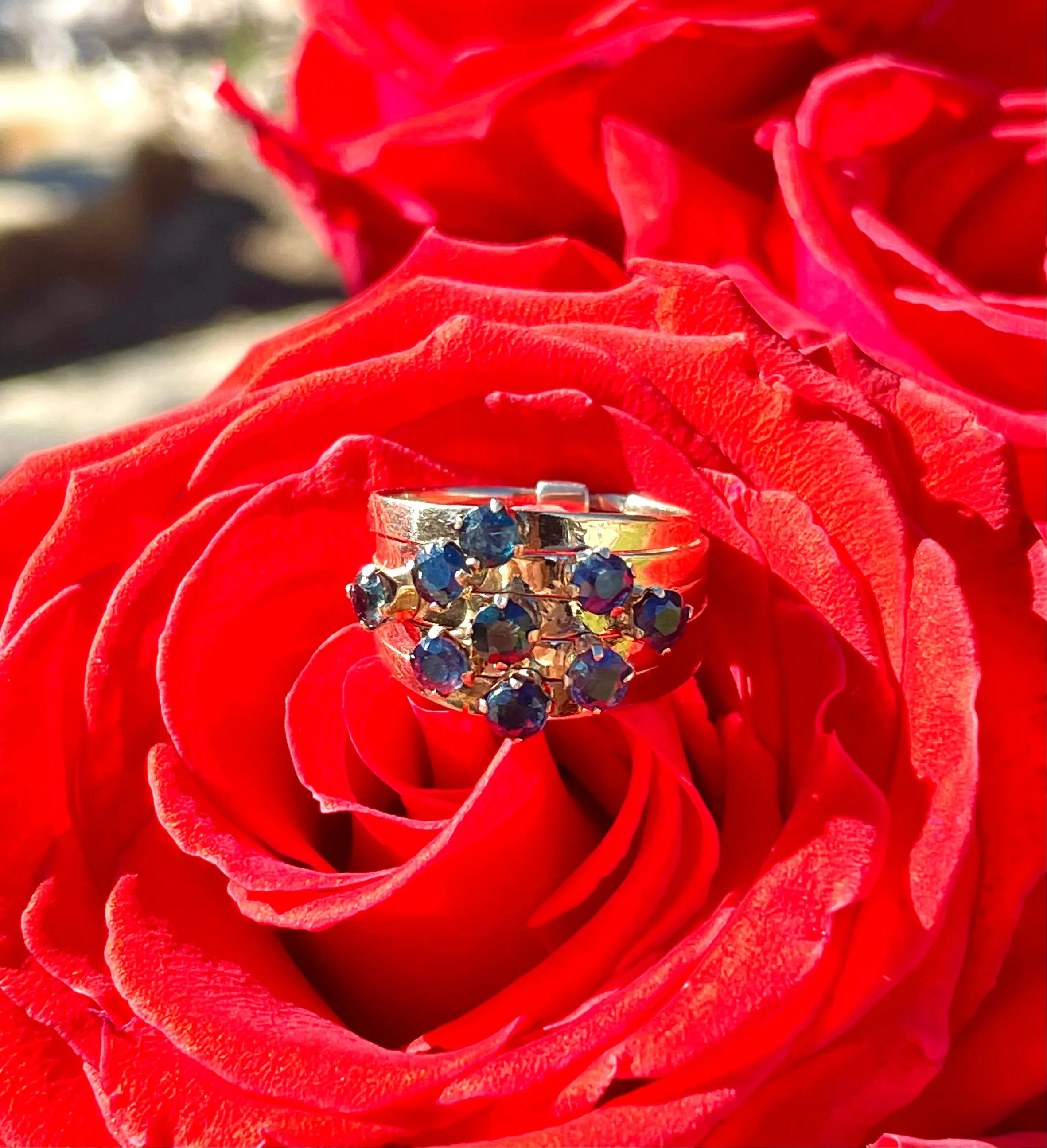 14K Yellow Gold Antique 9 Sapphire Stone Harem 5 Band Stacking Ring 4.7g Size 7
