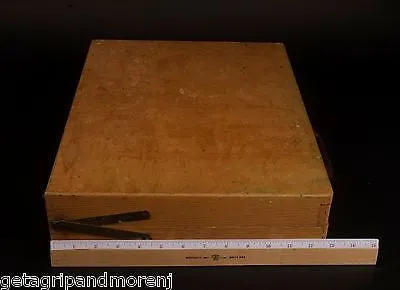 ARTISTS PAINT BOX w/ Pallet and Paints Vintage!