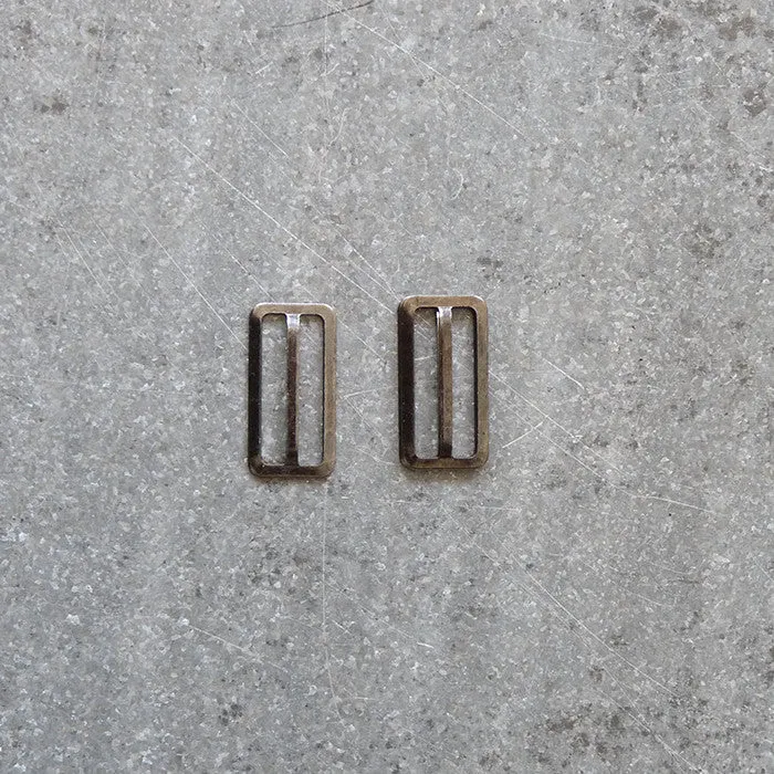 Bowtie Hardware