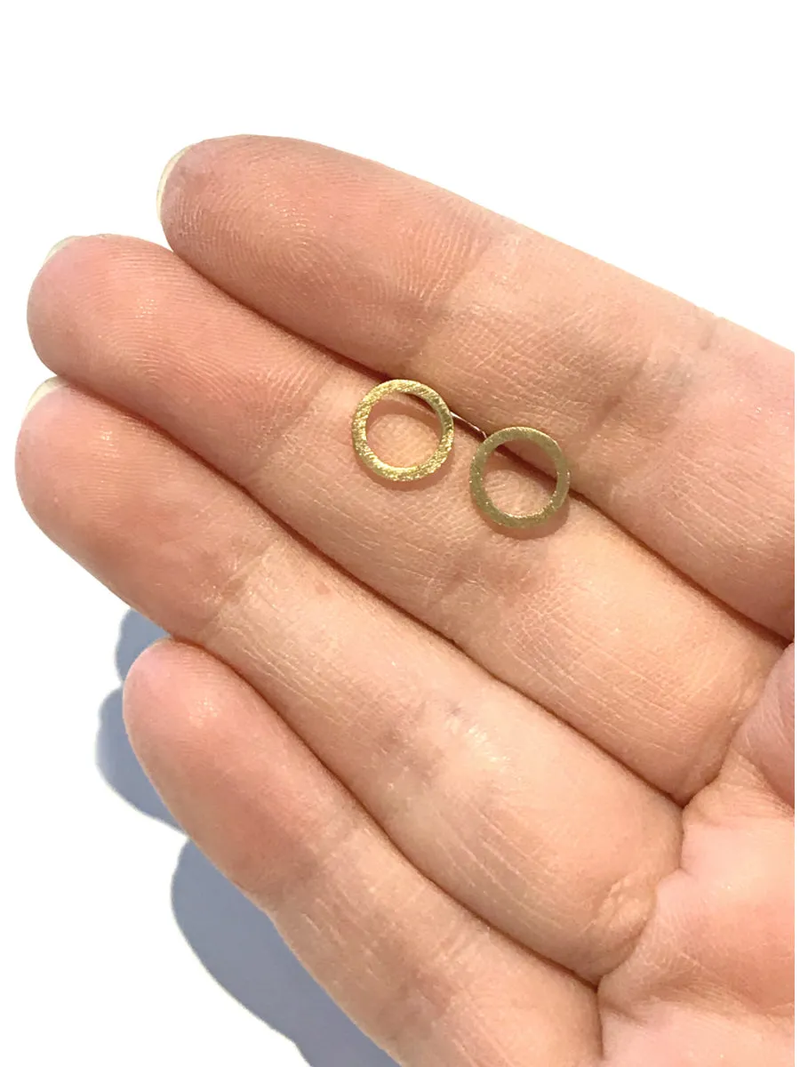 Brushed Ring Posts