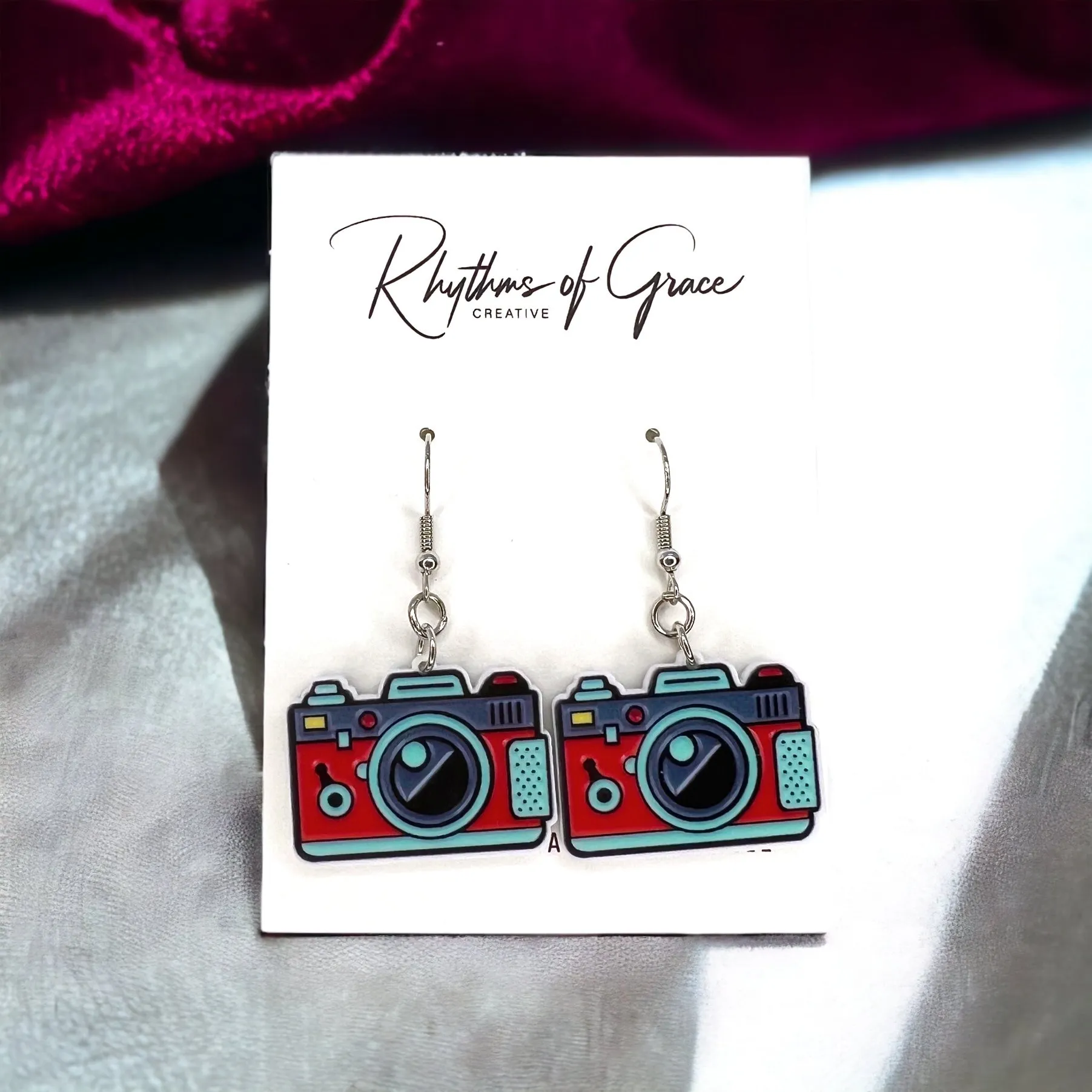Camera Earrings - Photographer Gift, Handmade Earrings, Retro Camera, Photography Accessories