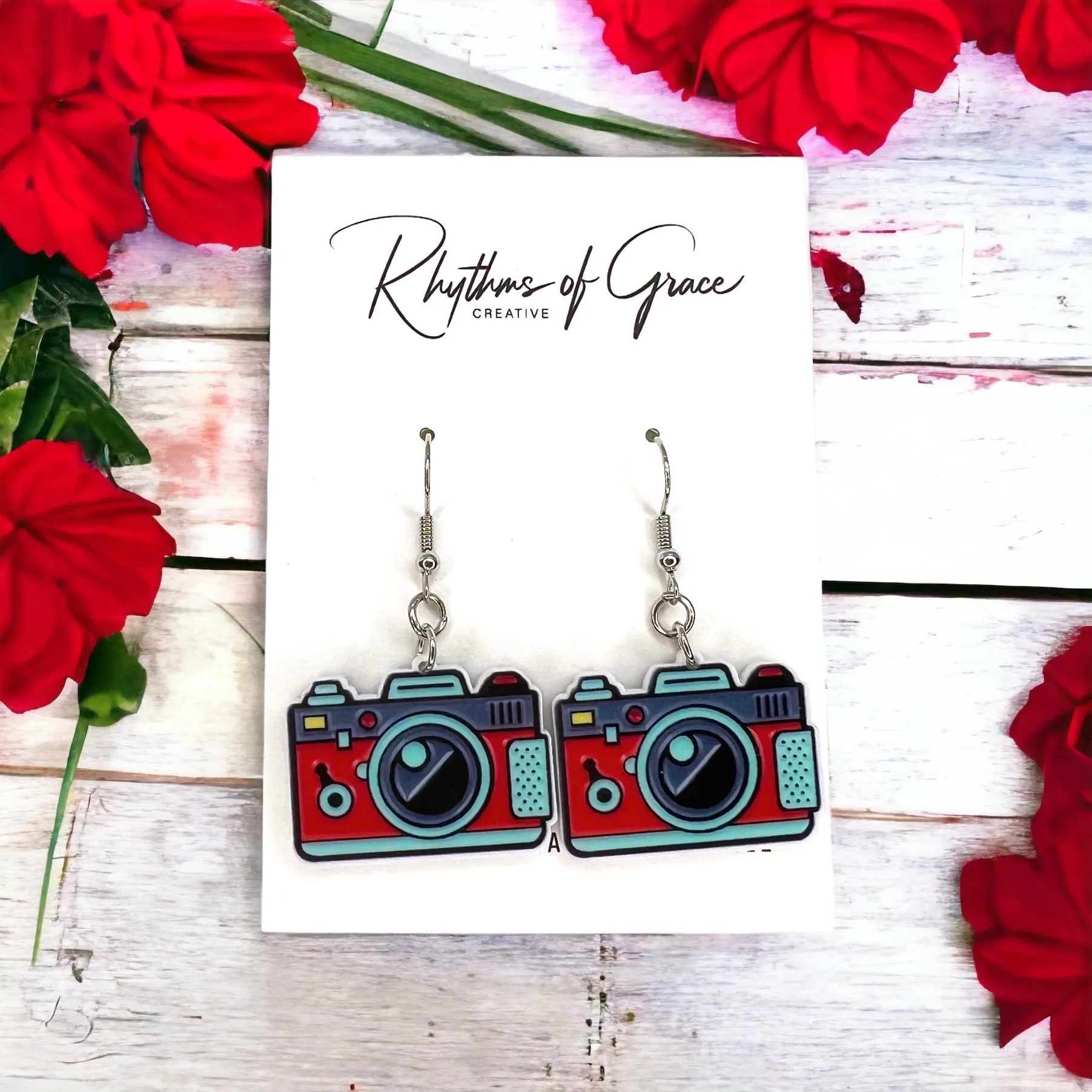 Camera Earrings - Photographer Gift, Handmade Earrings, Retro Camera, Photography Accessories