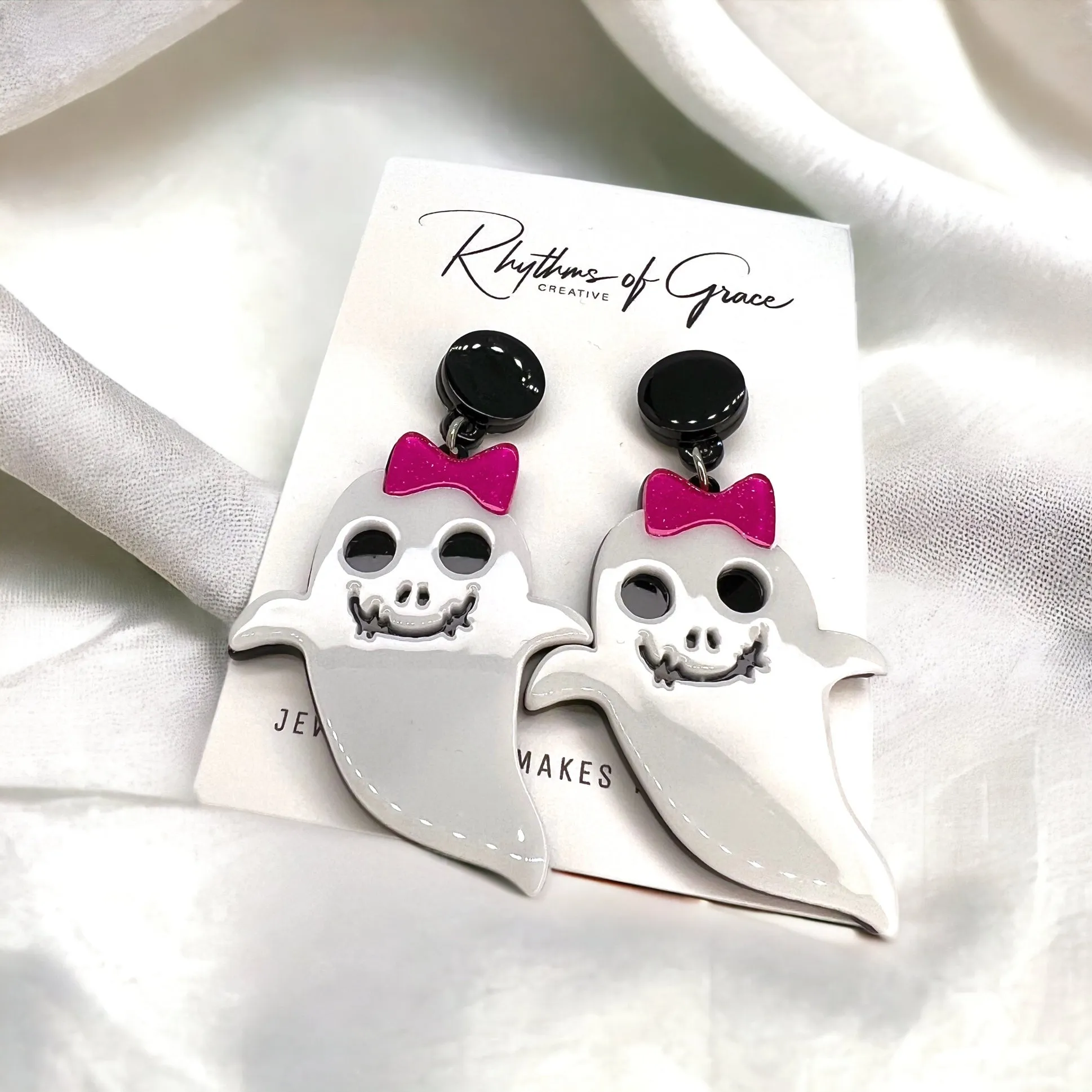 Cute Ghost Earrings - Halloween Earrings, Cute Ghost, Not So Scary, Halloween Earrings, Halloween Costume, Halloween Queen