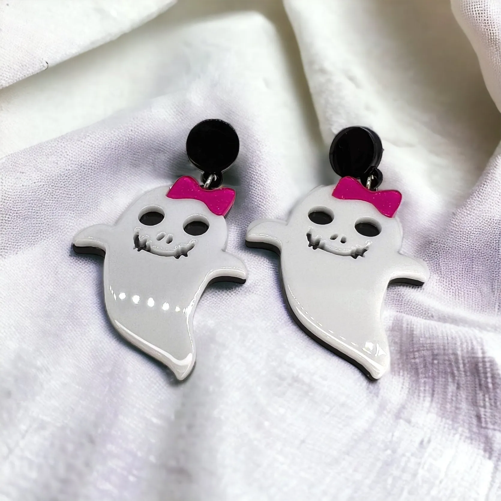 Cute Ghost Earrings - Halloween Earrings, Cute Ghost, Not So Scary, Halloween Earrings, Halloween Costume, Halloween Queen