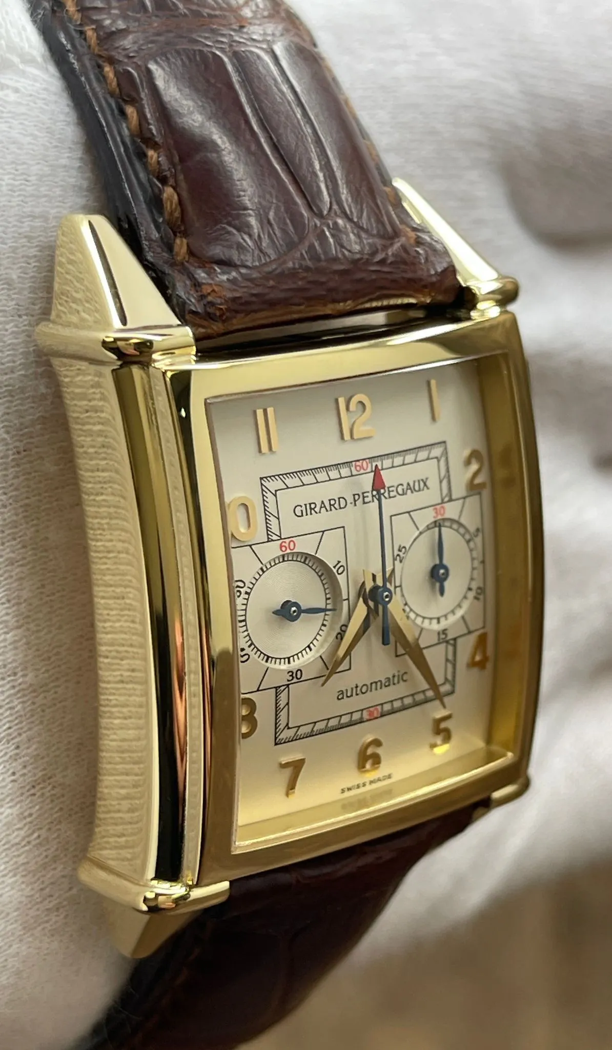 Vintage Girard Perregaux 1945 2599 Automatic Mens Watch with Ivory Dial
