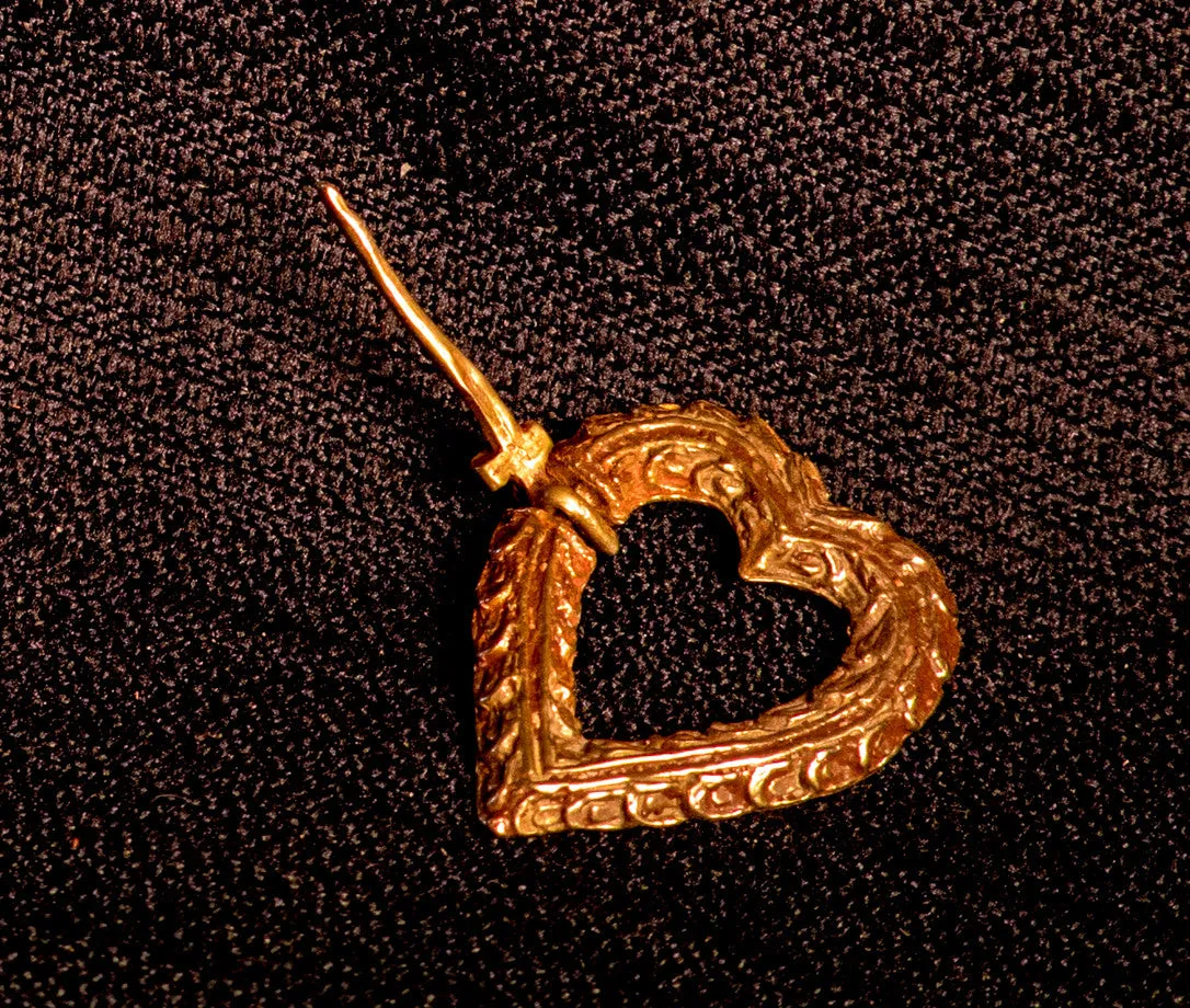 Heart Annular Brooch - Z-28