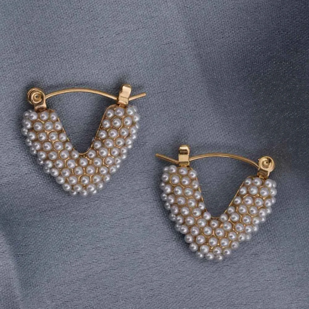 Elegant Heart-Shaped Pearl Embellished Hoop Earrings