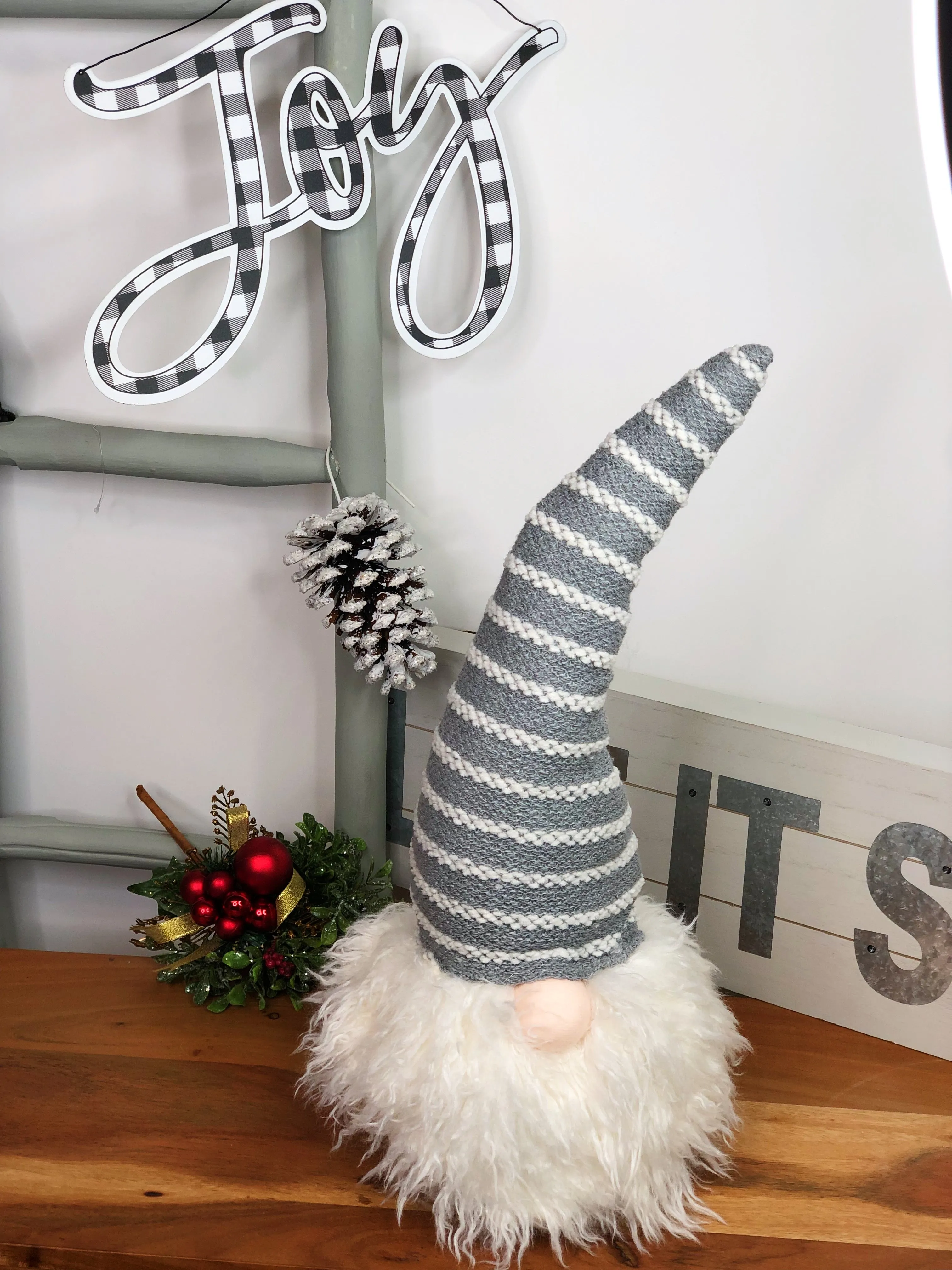 #L213 Gnome With The Light Up Nose