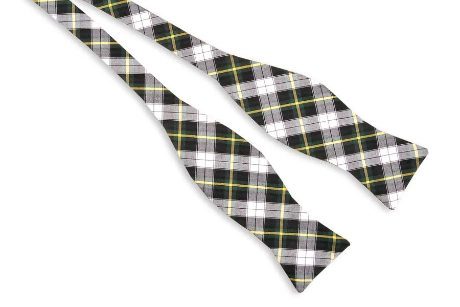Snowcapped Spruce Bow Tie
