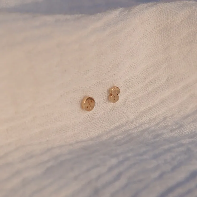 Super Cool "S" Stud Earring - Solid 14kt