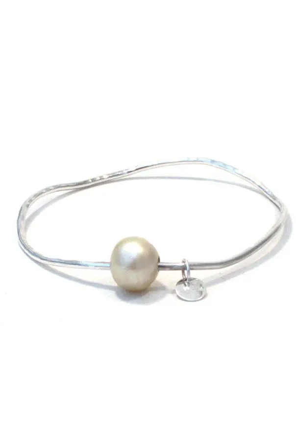 Ti Leaf Bangle - South Seas Pearl